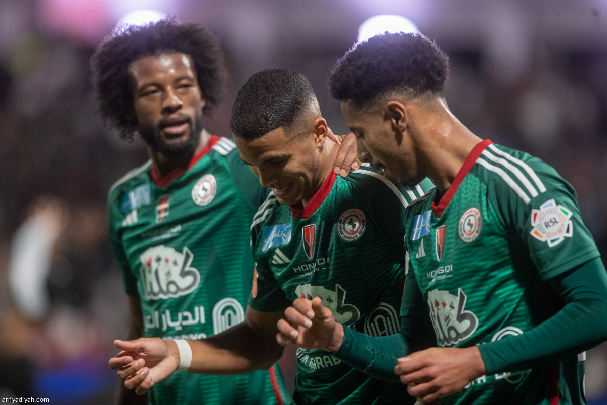 الشهري ينطلق بفوز